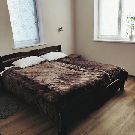 Апартаменти Біля Термального Басейну Bereg Exterior foto