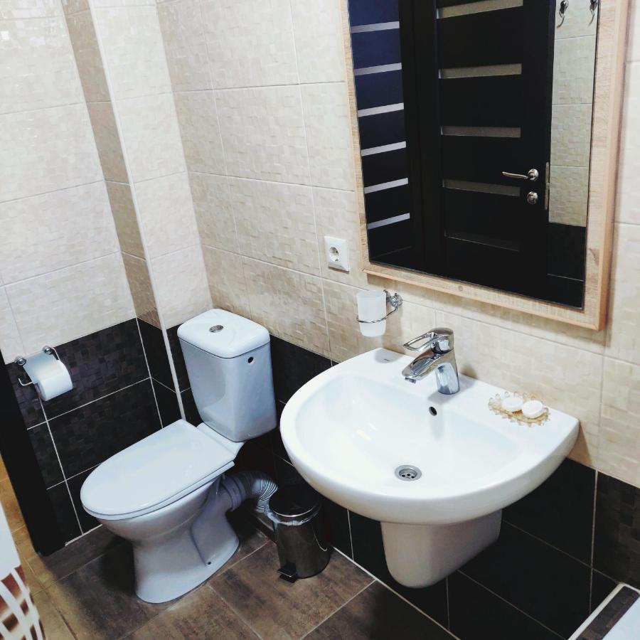 Апартаменти Біля Термального Басейну Bereg Exterior foto